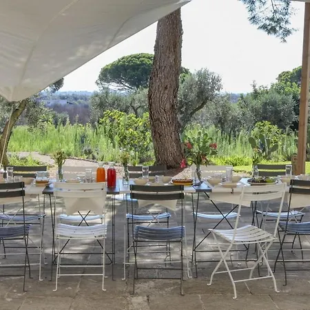 Villa Masseria Ceratonia By Raro *